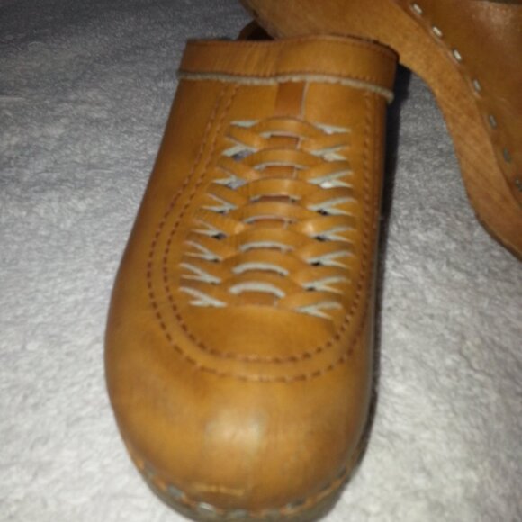 Vintage 1980s Olof Daughters Swedish Clogs Leather and Wood - Picture 6 of 14
